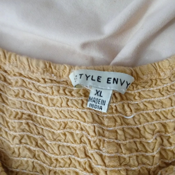 Peach crop top - Picture 3 of 3